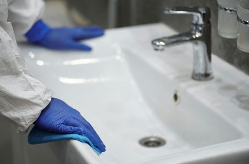 Residential and commercial restroom housekeeping cleaning in Boca Raton FL